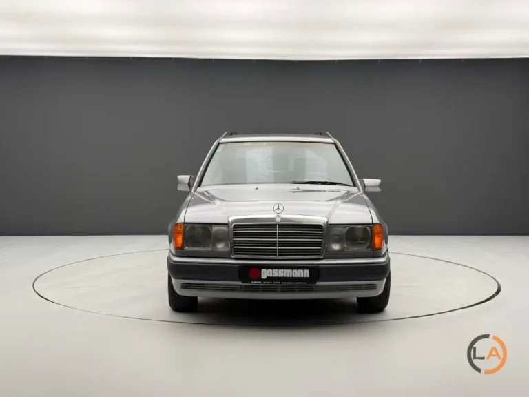 Mercedes-Benz 200 - Image 22 (February 20, 2026)