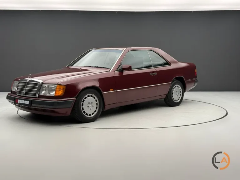 Mercedes-Benz 300 - Image 22 (February 19, 2026)