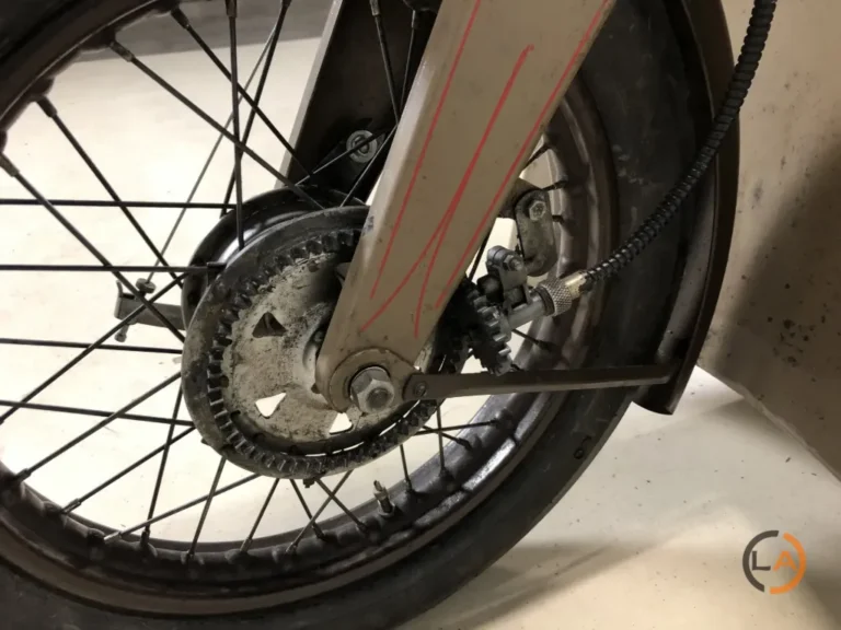 Poirier Voiturette-Troicycle XW5 – Metropole - Image 04 (March 17, 2026)