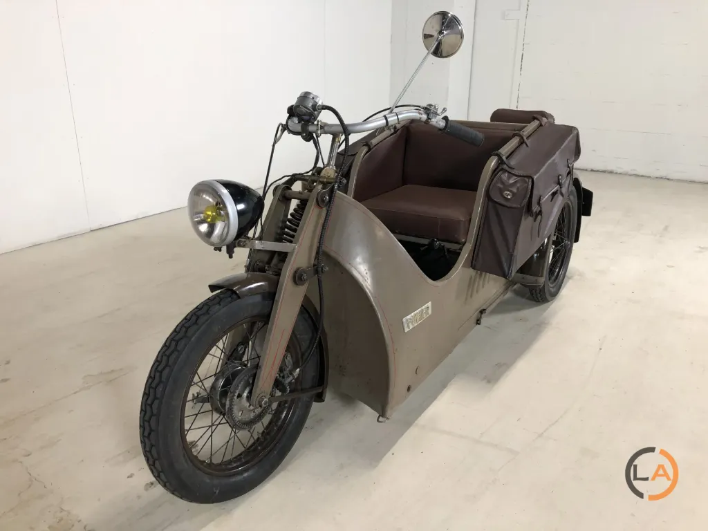 Poirier Voiturette-Troicycle XW5 – Metropole - Image 02 (March 17, 2026)