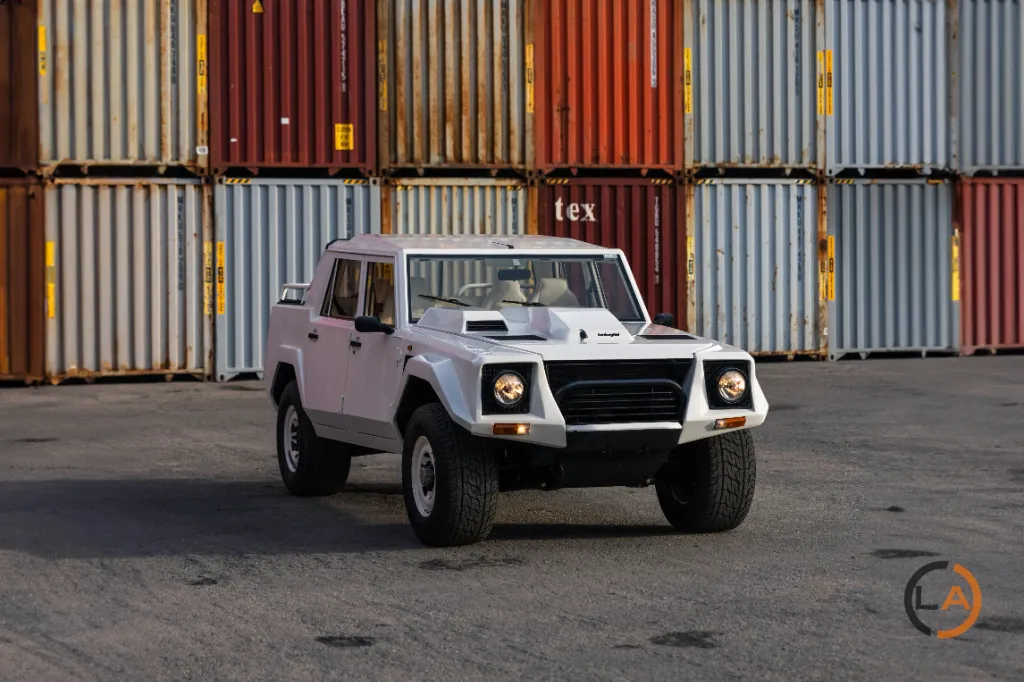 Lamborghini LM002 1988 - Image 01 (March 19, 2026)