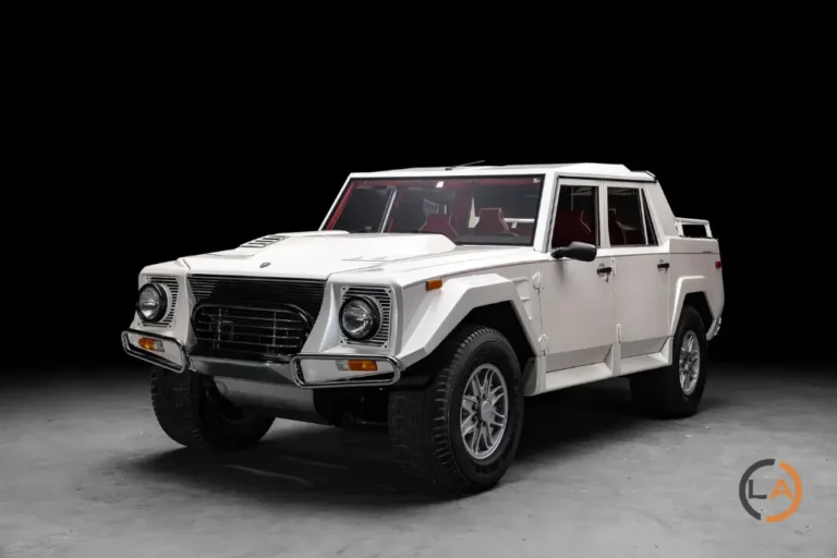 Lamborghini LM002 1990 - Image 11 (March 18, 2026)